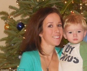 Dreonna Breton and son Westen / Picture via DailyMail.co.uk