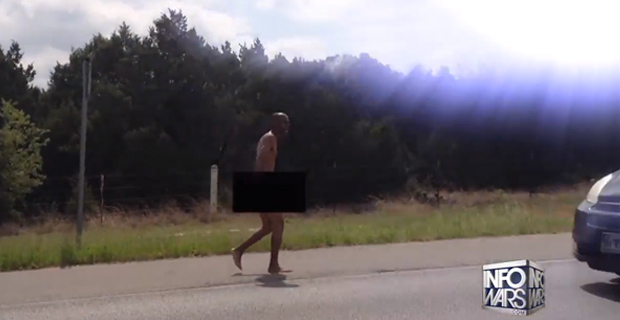 Friends gone naked running across the street and back 