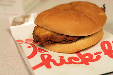 Although Chic-fil-A is taking a major step, they are still a ways away from being fully organic. / Image: Wikimedia Commons